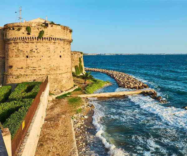 Taranto, Grottaglie, tour