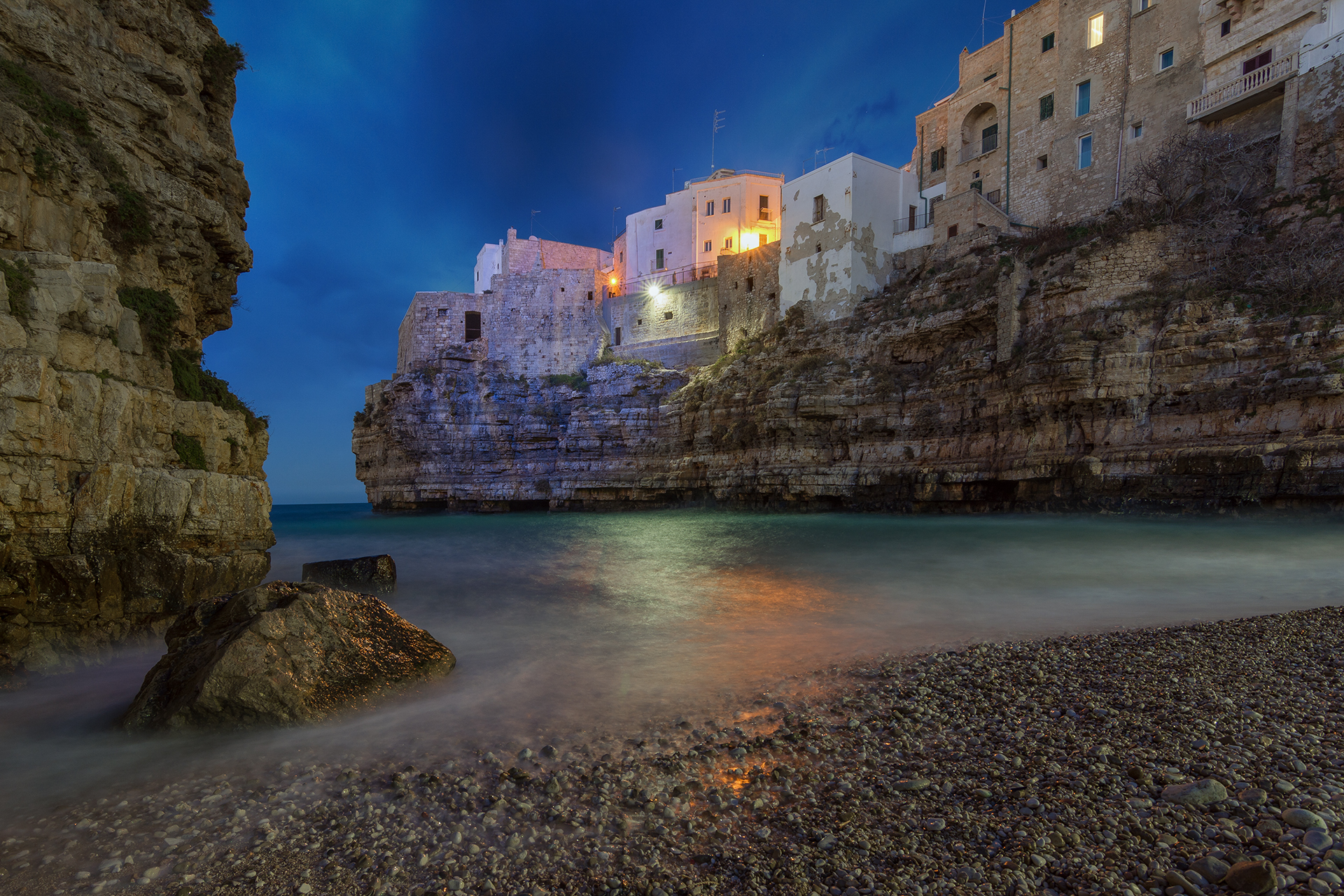 Polignano Ostuni Locorotondo tour from Bari